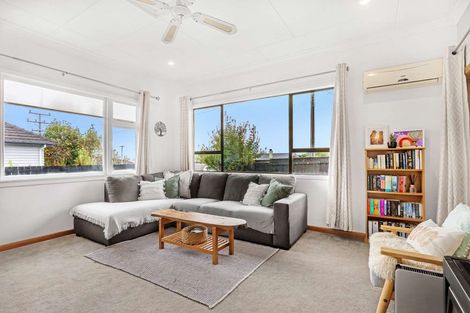 Photo of property in 28 Marsden Road, Stoke, Nelson, 7011