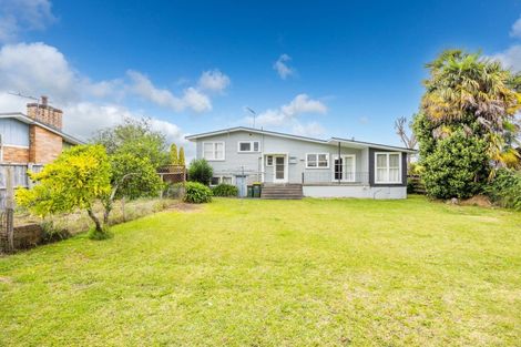 Photo of property in 16 Leeds Street, Silverdale, Hamilton, 3216