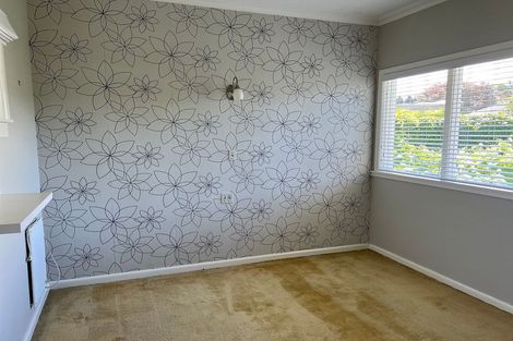 Photo of property in 1 Logan Avenue, Marewa, Napier, 4110