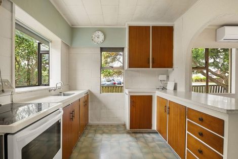 Photo of property in 64a Muir Avenue, Mangere Bridge, Auckland, 2022