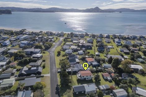 Photo of property in 20 Oyster Drive, Cooks Beach, Whitianga, 3591