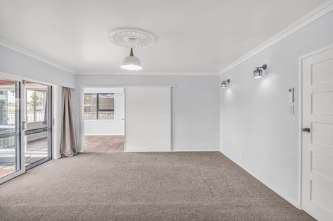 Photo of property in 92 Swiss Avenue, Gonville, Whanganui, 4501