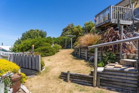 Photo of property in 4 Ben Avon Grove, Cape Palliser, Featherston, 5772