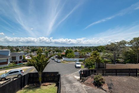 Photo of property in 27a Florence Daly Place, Mount Roskill, Auckland, 1041