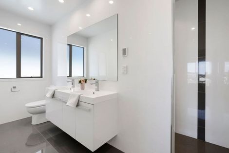 Photo of property in 5 Kemble Place, Flagstaff, Hamilton, 3210