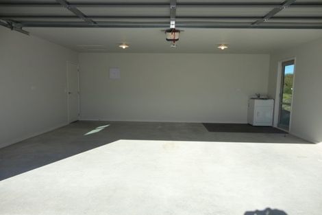 Photo of property in 300 Tauhara Ridge Drive, Richmond Heights, Taupo, 3330