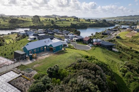 Photo of property in 6 Koromiko Lane, Raglan, 3225