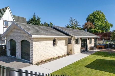 Photo of property in 8 Hart Place, Bridge Hill, Alexandra, 9320