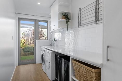 Photo of property in 8 Bernora Crescent, Bombay, 2675