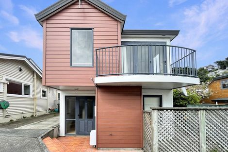 Photo of property in 2/346 The Parade, Island Bay, Wellington, 6023