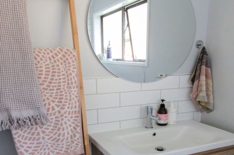 Photo of property in 13 Turanga Street, Kaiti, Gisborne, 4010