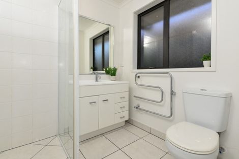 Photo of property in 10 Vantage Place, Flagstaff, Hamilton, 3210