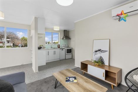 Photo of property in 15b Pencarrow Crescent, Wainuiomata, Lower Hutt, 5014