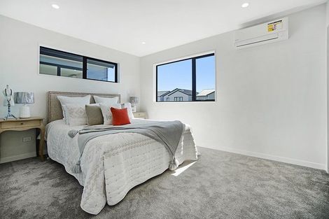 Photo of property in 12 Laquinta Place, Flat Bush, Auckland, 2019