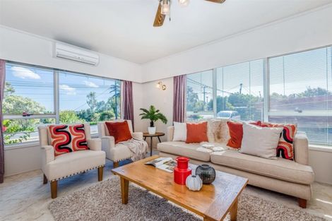 Photo of property in 1/104 Carlisle Road, Browns Bay, Auckland, 0632