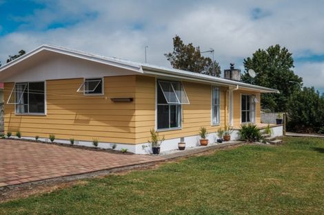 Photo of property in 16 Gillies Street, Outer Kaiti, Gisborne, 4010
