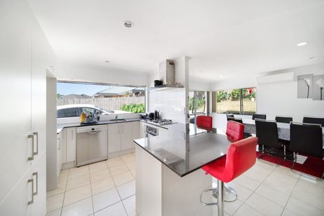 Photo of property in 16 Grangewood Close, Favona, Auckland, 2024