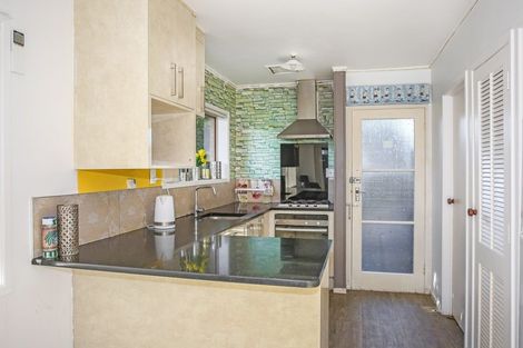 Photo of property in 42a Trentham Road, Papakura, 2110