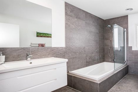 Photo of property in 20 Glide Lane, Whitby, Porirua, 5024