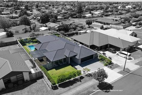 Photo of property in 8 Carlingford Rise, Dinsdale, Hamilton, 3204