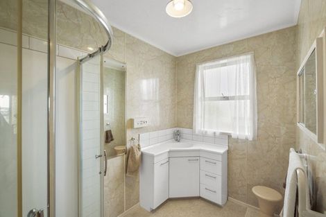 Photo of property in 30 Hartley Terrace, Massey, Auckland, 0614