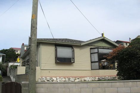 Photo of property in 6 Cairns Street, Rongotai, Wellington, 6022