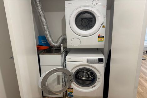 Photo of property in 6e Huia Street, Tawa, Wellington, 5028