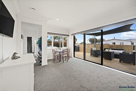 Photo of property in 87 Helvetia Road, Pukekohe, 2120