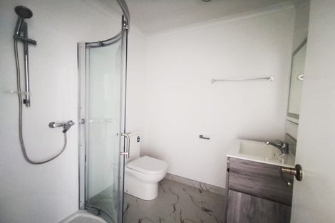 Photo of property in 16 Inverness Avenue, Hamilton East, Hamilton, 3216