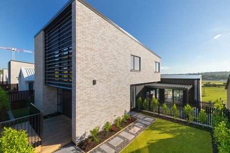 Photo of property in 57 Ladies Mile, Manly, Whangaparaoa, 0930