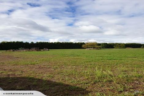 Photo of property in 138 Taupaki Road, Taupaki, 0782