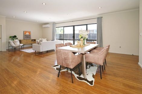 Photo of property in 8 Berkley Avenue, Hillcrest, Hamilton, 3216