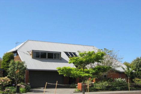 Photo of property in 15 Parkham Drive, Burnside, Christchurch, 8053