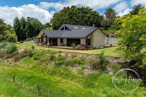 Photo of property in 87 Hurndall Street East, Maungaturoto, 0520