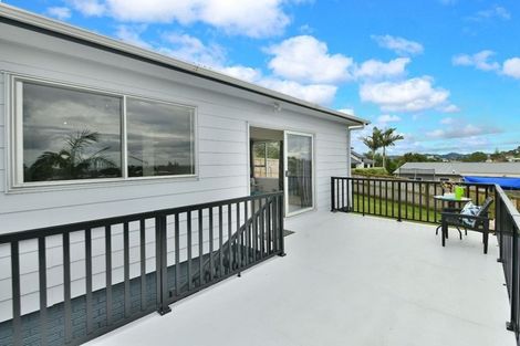 Photo of property in 2/11 Gilshennan Valley, Red Beach, 0932