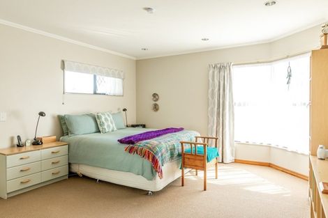 Photo of property in 4 Hunter Street, Westport, 7825