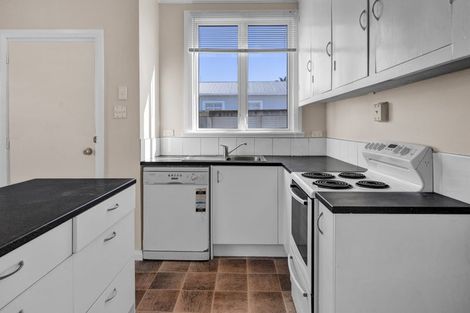 Photo of property in 35 Norfolk Street, Patea, 4520