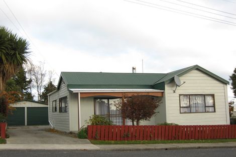 Photo of property in 4 Market Street, Kaitangata, 9210