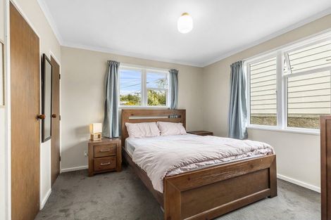 Photo of property in 9 Stephen Street, Johnsonville, Wellington, 6037
