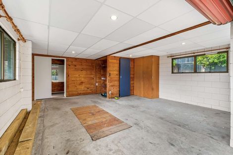 Photo of property in 50 Cumberland Crescent, Welcome Bay, Tauranga, 3112