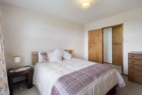 Photo of property in 2 Racecourse Avenue, Marton, 4710