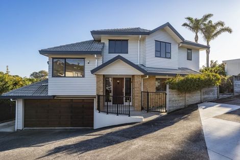 Photo of property in 2/31 Clovelly Road, Bucklands Beach, Auckland, 2012