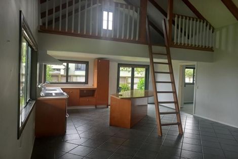 Photo of property in 17 The Outlook, Oakura, 4314