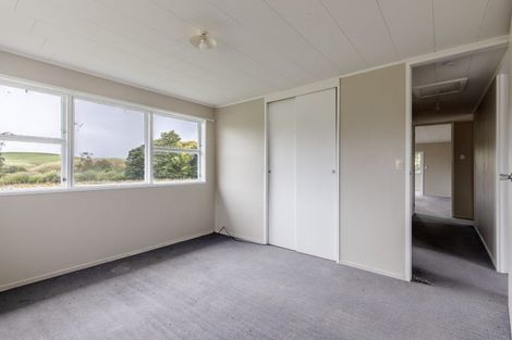 Photo of property in Ex Awariki School, 667 Mangahei Road, Te Uri, Dannevirke, 4973