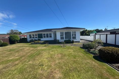 Photo of property in 33 Rosebank Avenue, Avalon, Lower Hutt, 5011