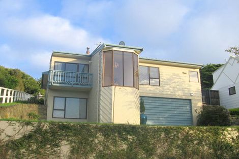 Photo of property in 84 Fyvie Avenue, Tawa, Wellington, 5028
