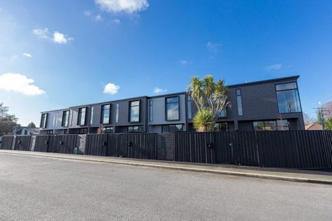 Photo of property in 2/2 Tweed Street, Richmond, Christchurch, 8013