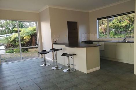 Photo of property in 114 Point View Drive, East Tamaki Heights, Auckland, 2016