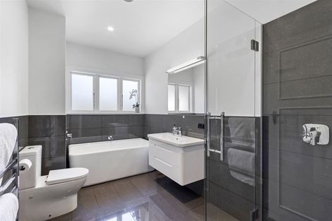 Photo of property in 69 Kotare Street, Fendalton, Christchurch, 8041