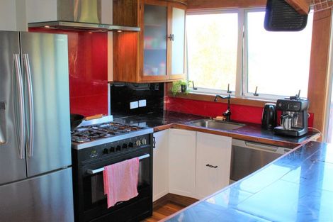 Photo of property in 15 Hill Street, Purakaunui, Port Chalmers, 9081